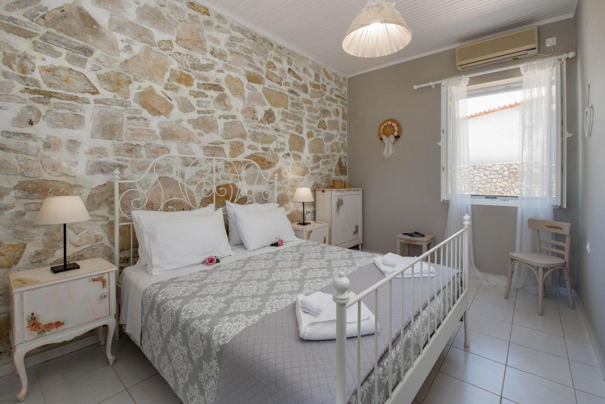 Villa Labovitsa Vlachopoulatika Bagian luar foto