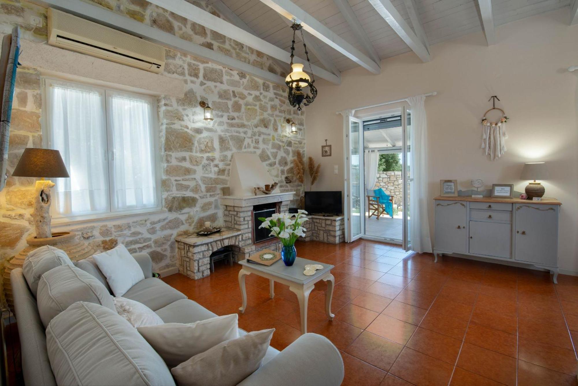 Villa Labovitsa Vlachopoulatika Bagian luar foto